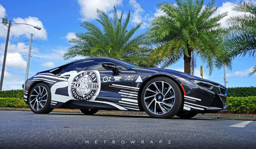  BMW i8 Collab by MetroWrapz 2016 года  (фото 5 из 11)